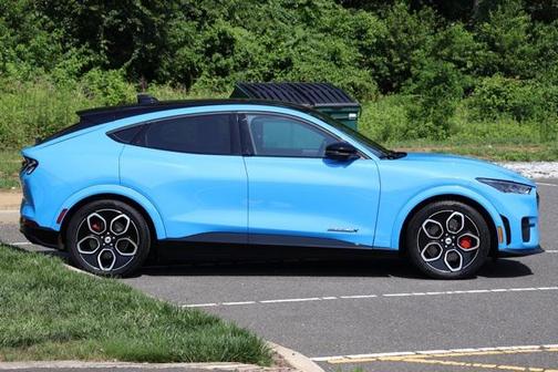 2022 Ford Mustang Mach-E GT