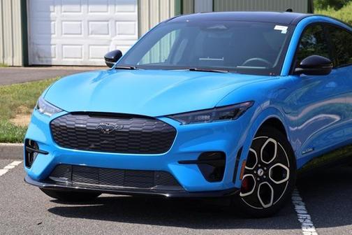 2022 Ford Mustang Mach-E GT