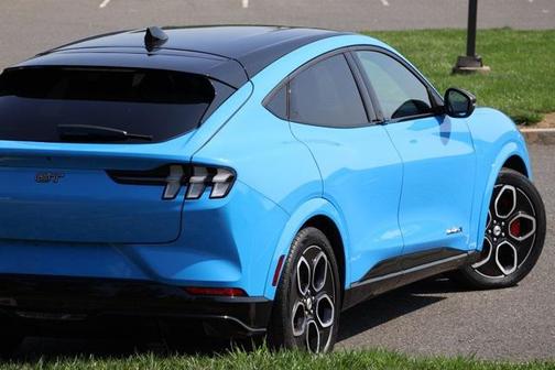 2022 Ford Mustang Mach-E GT