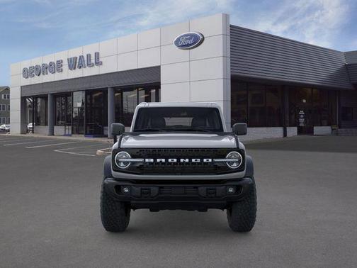 Avalanche Gray 2026 Ford Bronco Badlands
