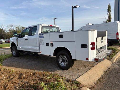 Oxford White 2026 Ford F-250 XL