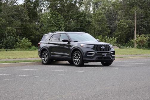 2022 Ford Explorer ST-Line