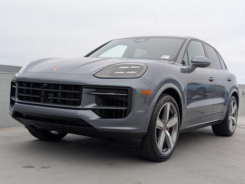 Blackch*vanadium 2026 Porsche Cayenne Cayenne