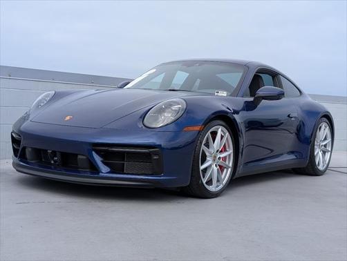 2024 Porsche 911 Carrera 4 GTS