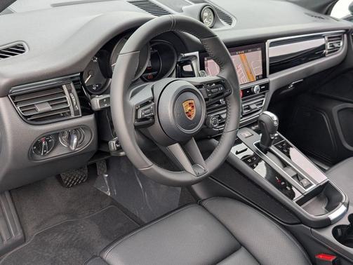 2026 Porsche Macan S