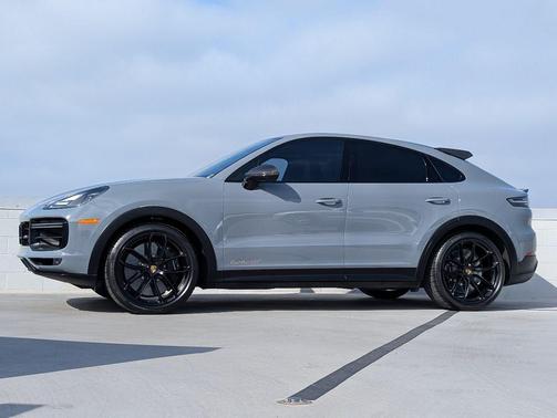 Arctic Grey 2022 Porsche Cayenne Turbo GT
