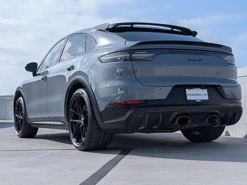 Arctic Grey 2022 Porsche Cayenne Turbo GT