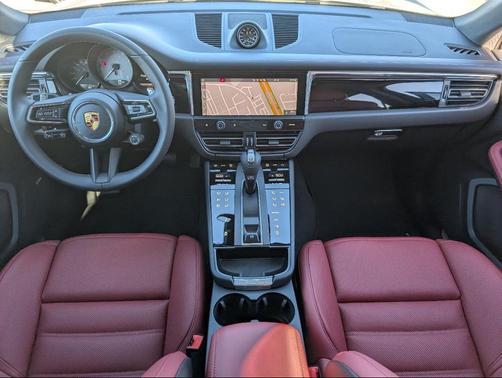 2026 Porsche Macan S