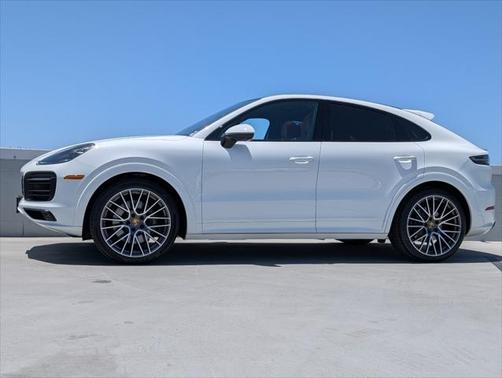 2023 Porsche Cayenne GTS
