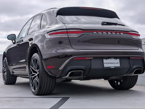 2026 Porsche Macan 