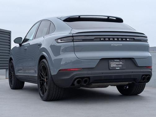 Arctic Grey 2024 Porsche Cayenne Cayenne
