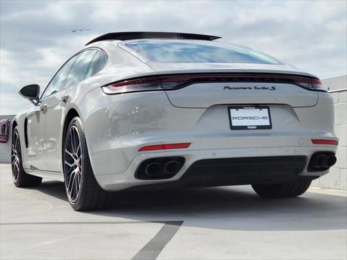 2022 Porsche Panamera Turbo S