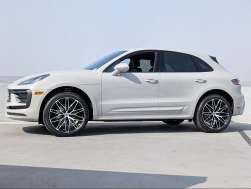 2025 Porsche Macan 
