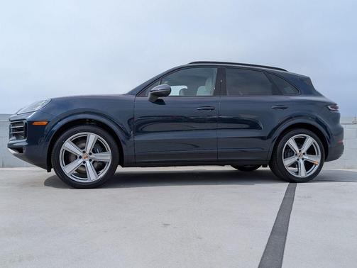 Blackch*algarveb 2026 Porsche Cayenne Cayenne