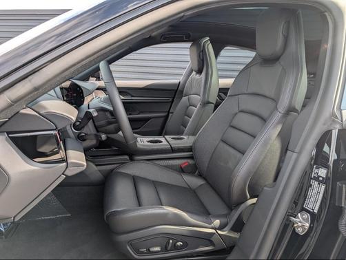 2026 Porsche Taycan 4