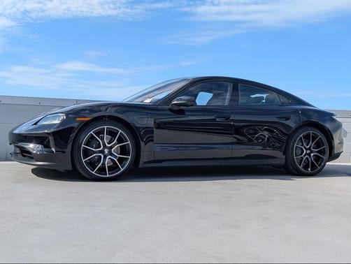 2026 Porsche Taycan 4