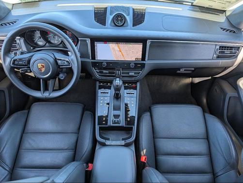 2024 Porsche Macan GTS