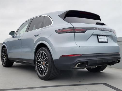 2023 Porsche Cayenne