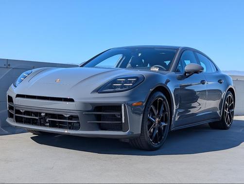 2026 Porsche Panamera 