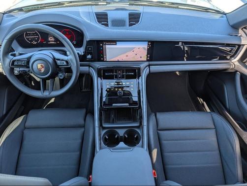 2026 Porsche Panamera 