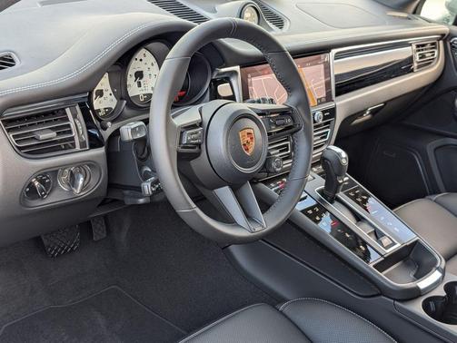 2026 Porsche Macan S