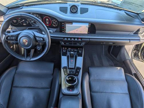 2023 Porsche 911 Carrera 4S Cabriolet