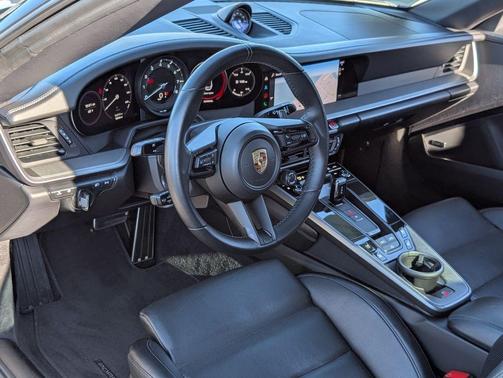 2023 Porsche 911 Carrera 4S Cabriolet