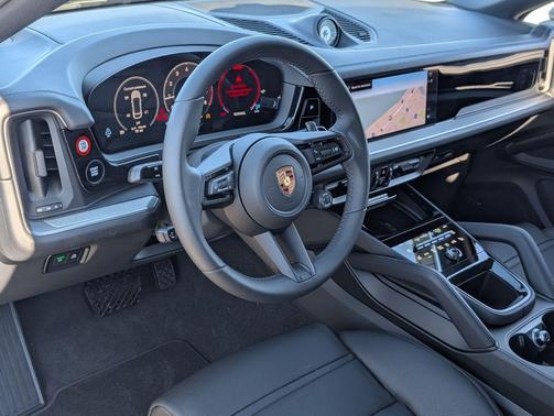 Chromite Black Metallic 2026 Porsche Cayenne Cayenne