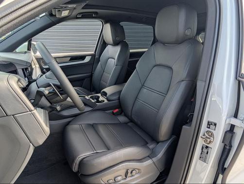 2026 Porsche Cayenne S