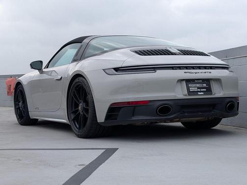 2022 Porsche 911 Targa 4 GTS