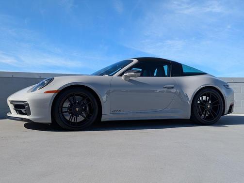 2022 Porsche 911 Targa 4 GTS