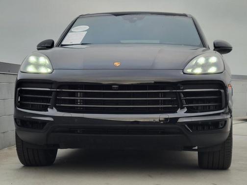 2022 Porsche Cayenne Platinum Edition