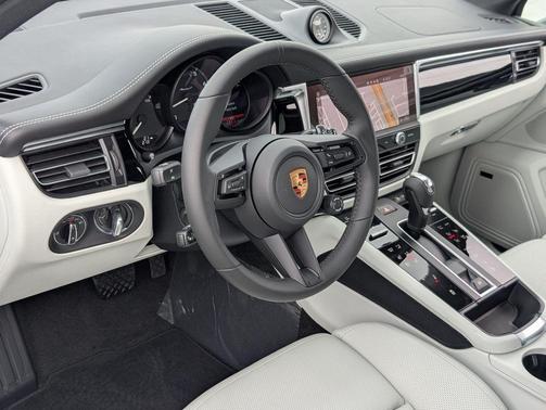 2026 Porsche Macan T