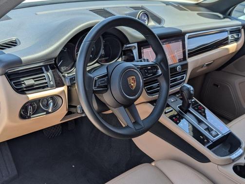 White 2024 Porsche Macan Macan