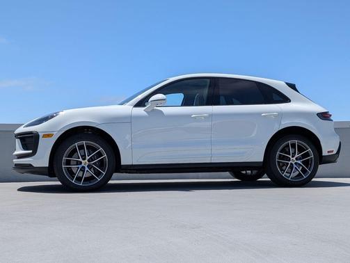 White 2024 Porsche Macan Macan