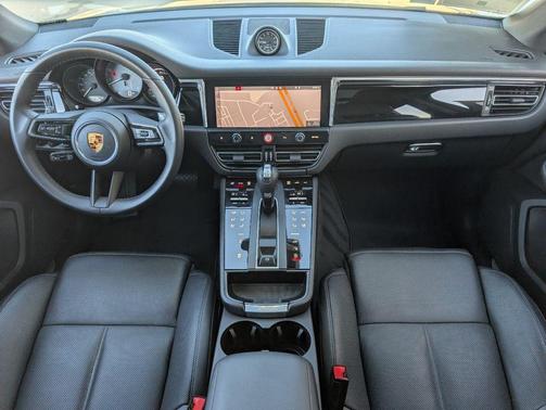 2023 Porsche Macan S