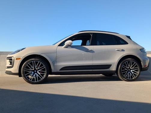 2023 Porsche Macan S