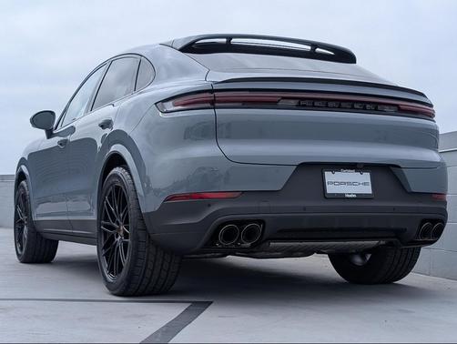2025 Porsche Cayenne Coupe