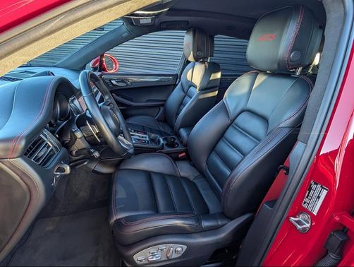 2023 Porsche Macan GTS