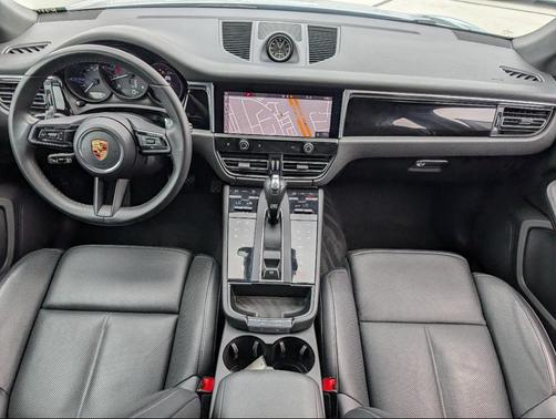 2023 Porsche Macan