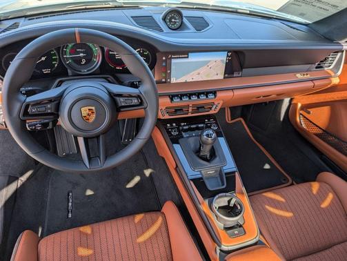 2024 Porsche 911 S/T