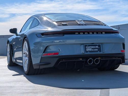 2024 Porsche 911 S/T