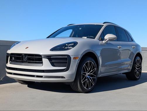 2026 Porsche Macan 