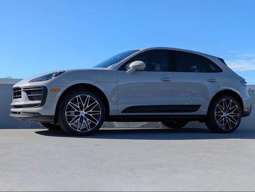 2023 Porsche Macan 