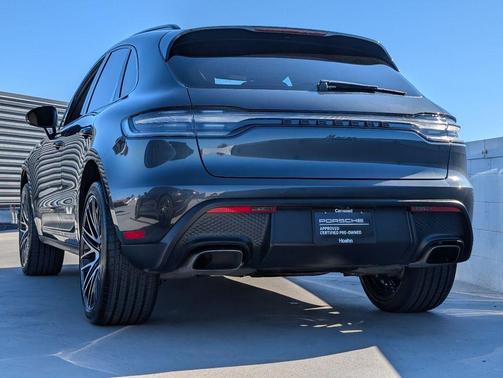 2024 Porsche Macan T