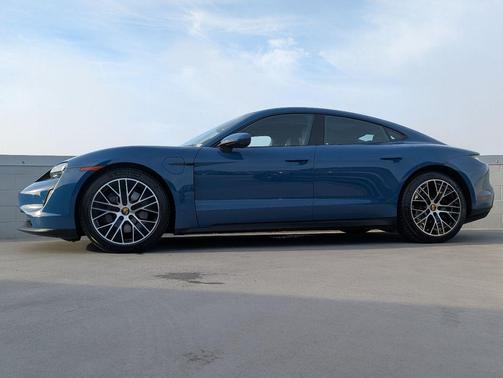 2024 Porsche Taycan Base