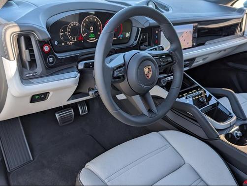 2026 Porsche Cayenne Cayenne S E-Hybrid