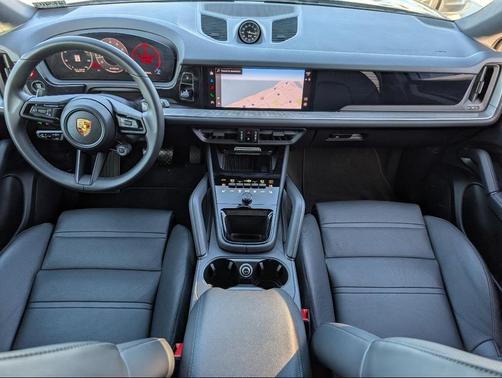 2024 Porsche Cayenne Cayenne