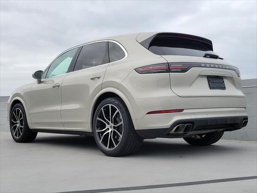 2022 Porsche Cayenne Turbo