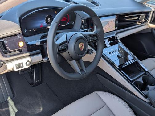 2026 Porsche Panamera 